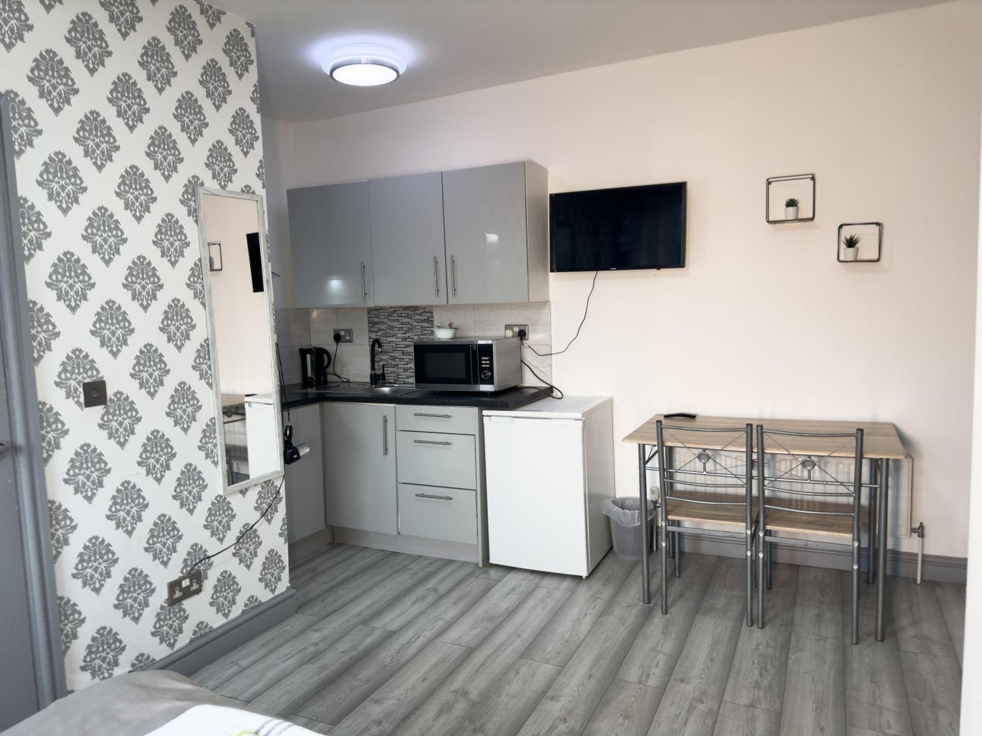 Hills View Apartments Манчестер Экстерьер фото